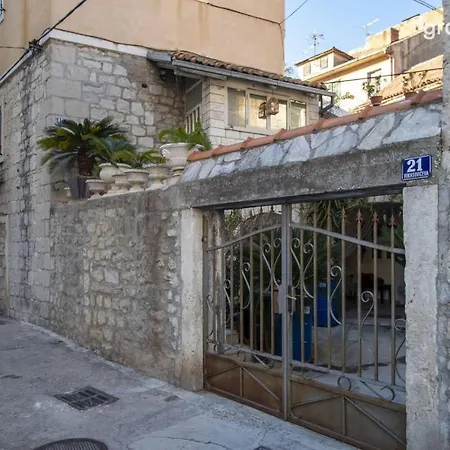 Apartments Grgur Split